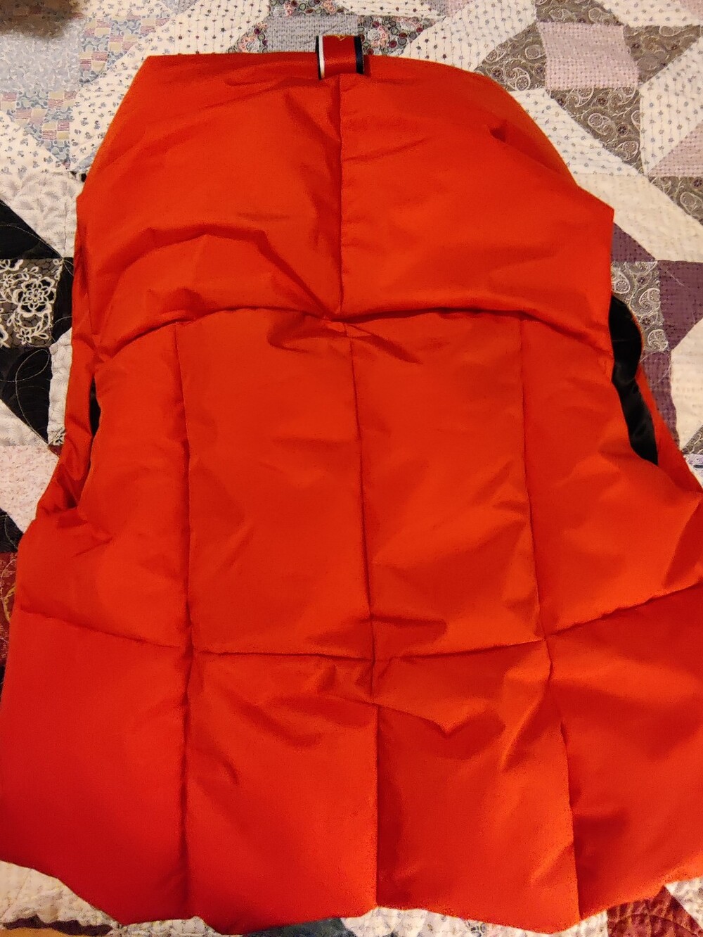 Pretty Rugged Puffer Vest M/L - Picture 5 of 6